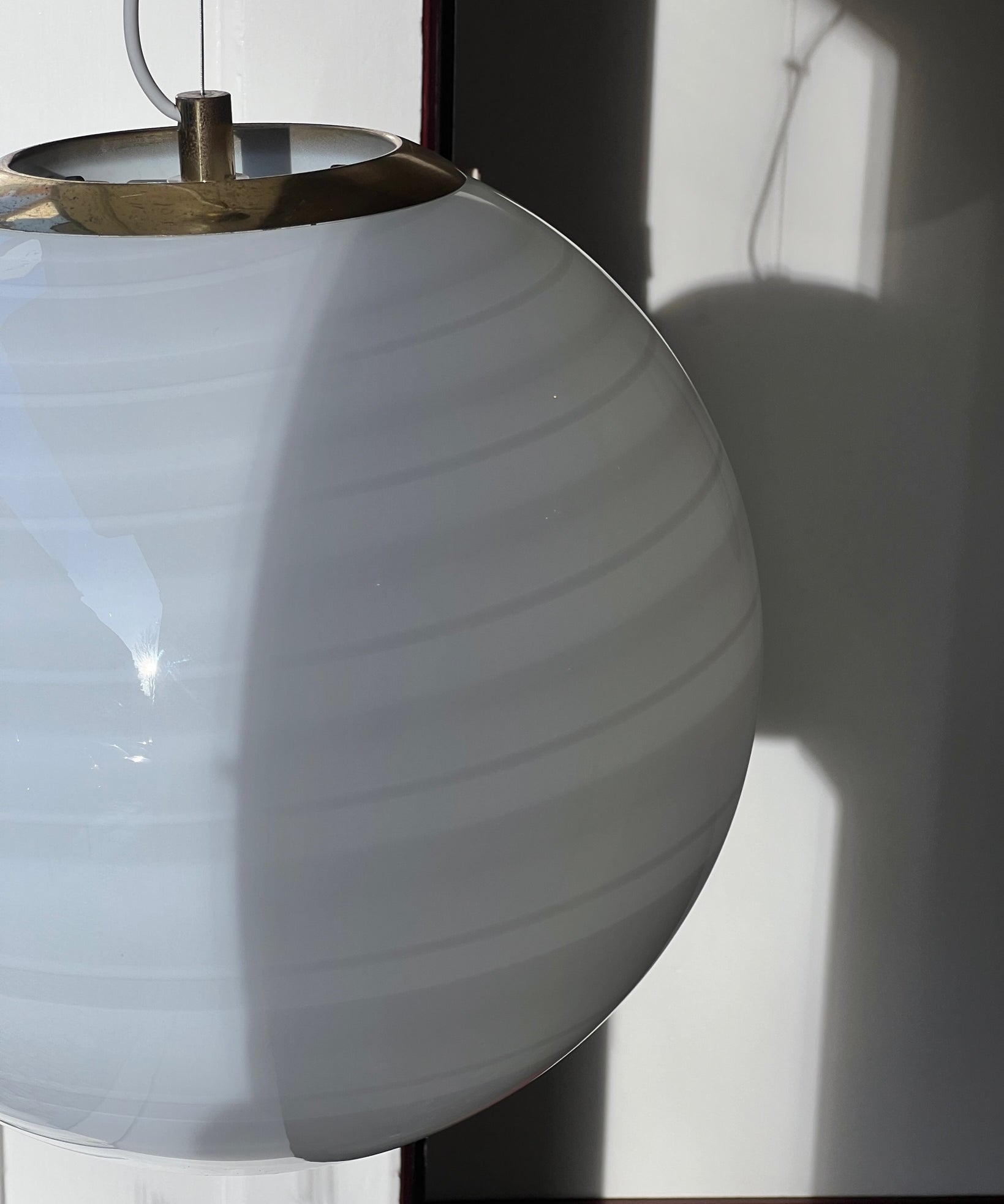 Vintage white swirl Murano ceiling lamp (D40)
