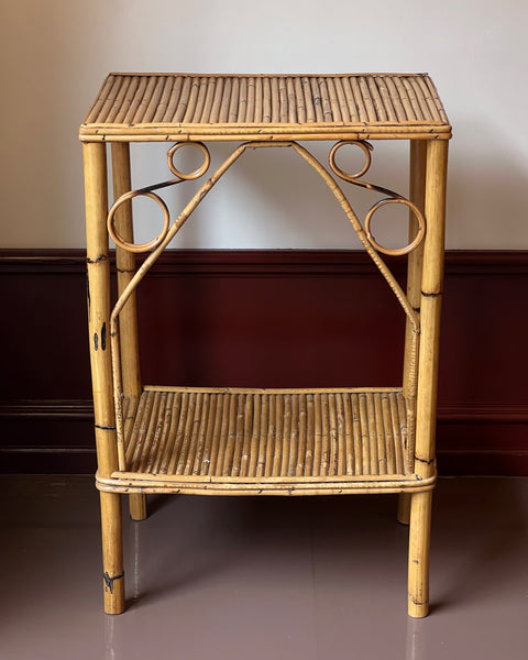 Vintage rattan table / etageres