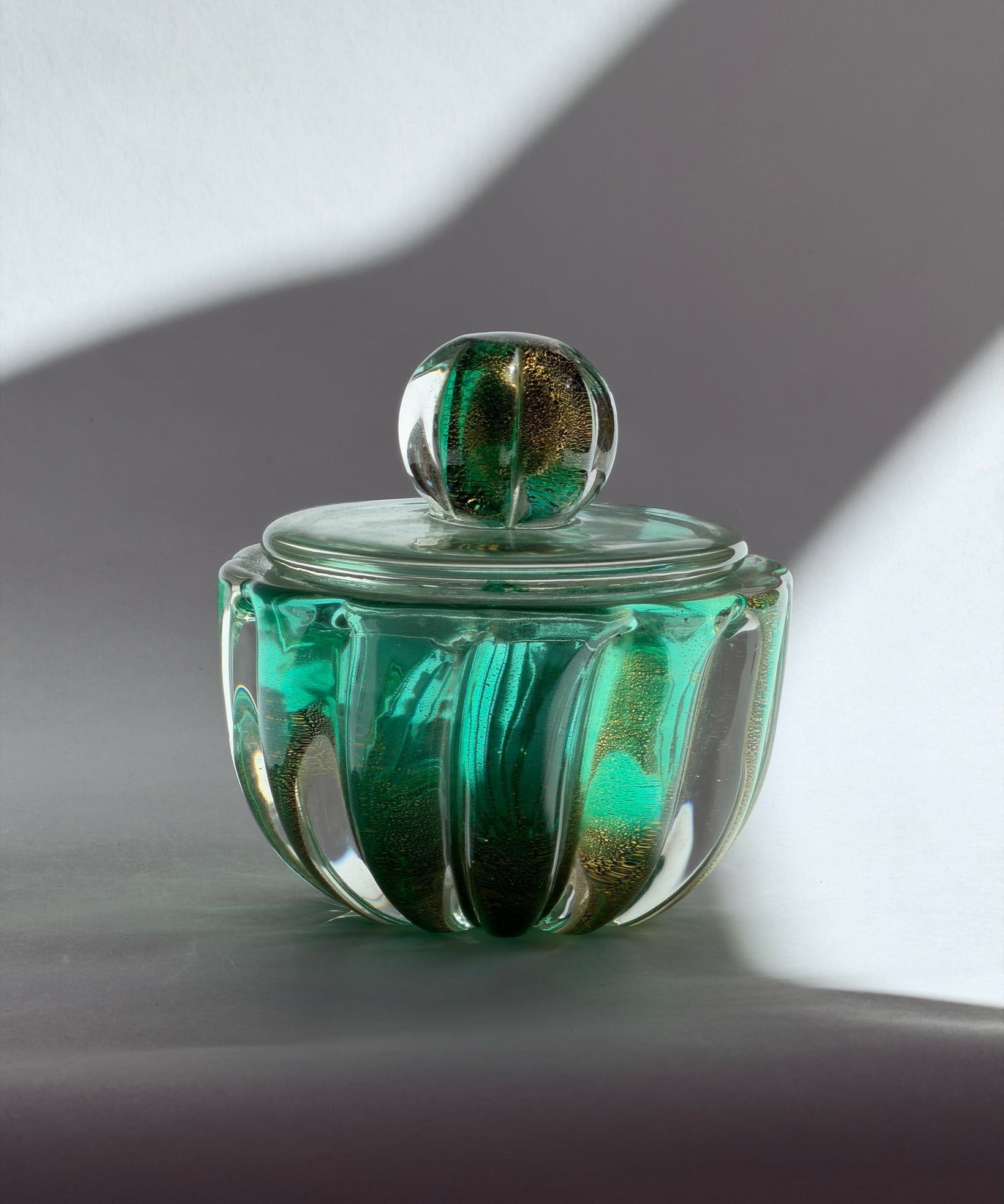 Vintage green/golden Murano bonbonniere