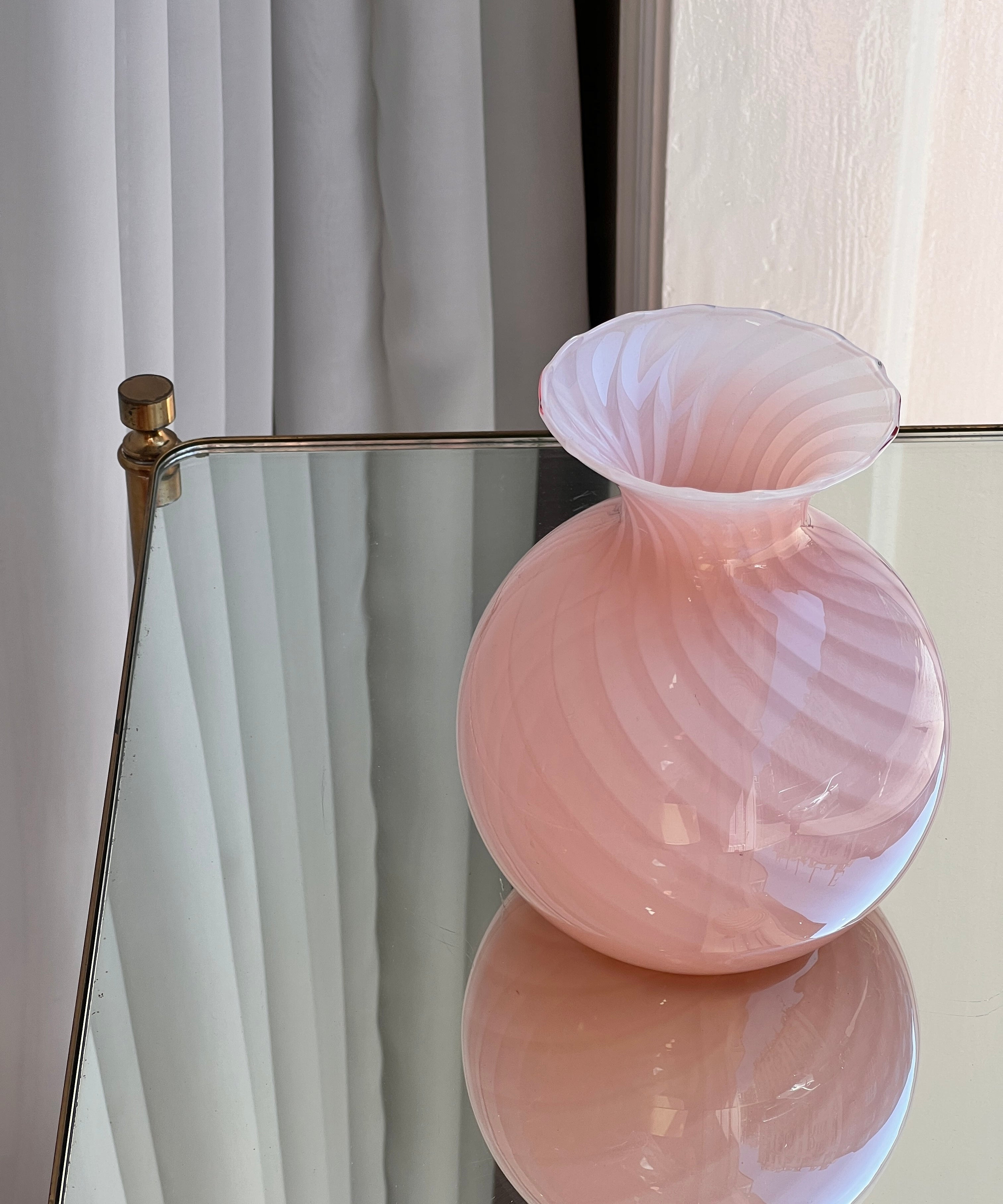 Vintage pink swirl Murano vase