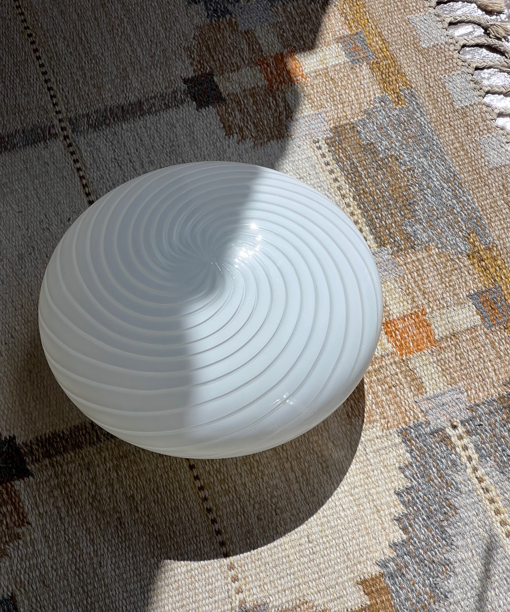Vintage Murano white swirl ceiling/wall lamp (D36)