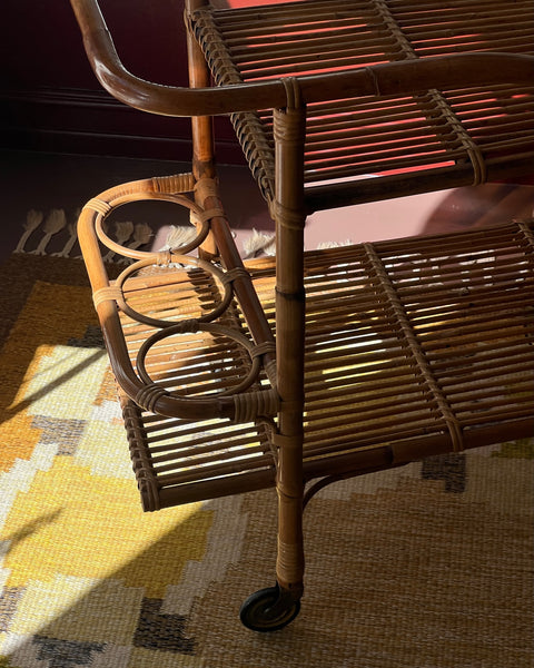 Vintage rattan trolley/table with wheels