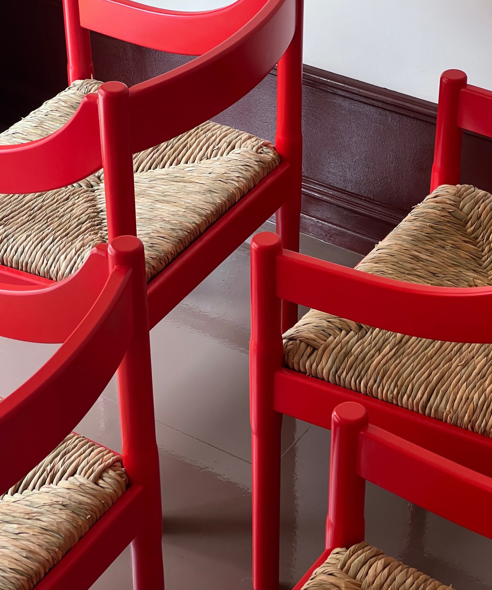 Carimate chair by Vico Magistretti - Red