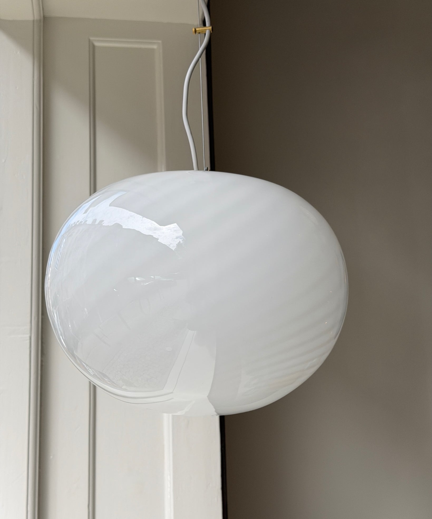 Vintage Murano oval white swirl ceiling lamp (D40)