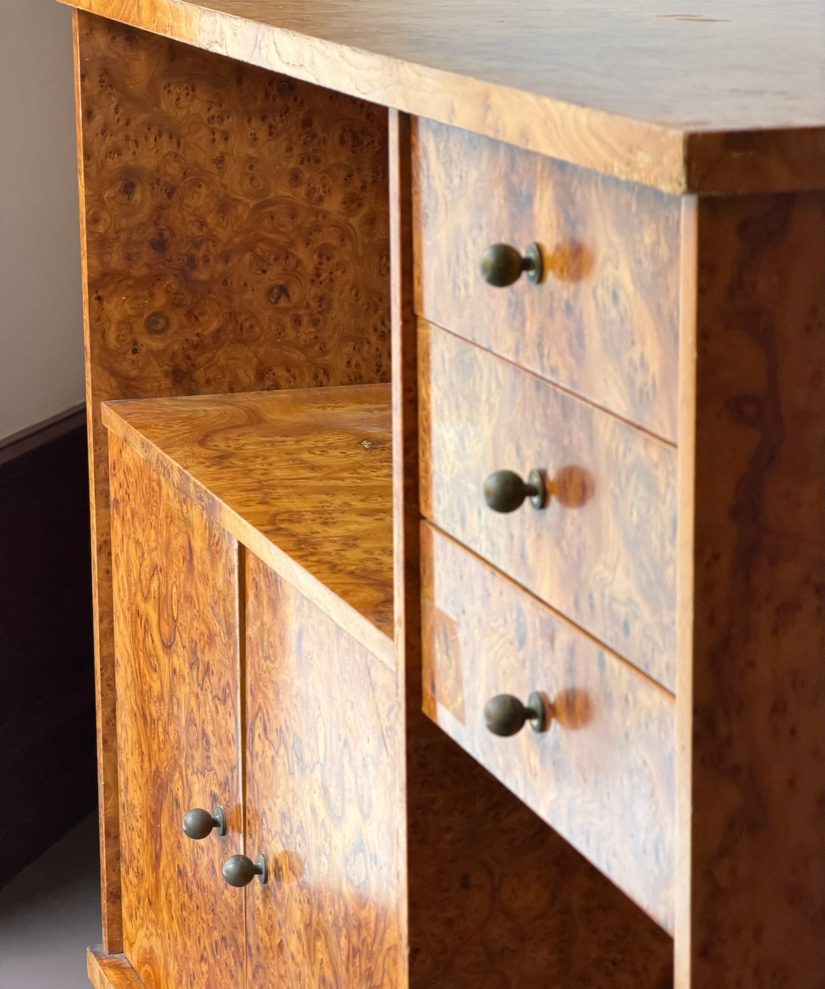 Vintage Italian burl sideboard/cabinet