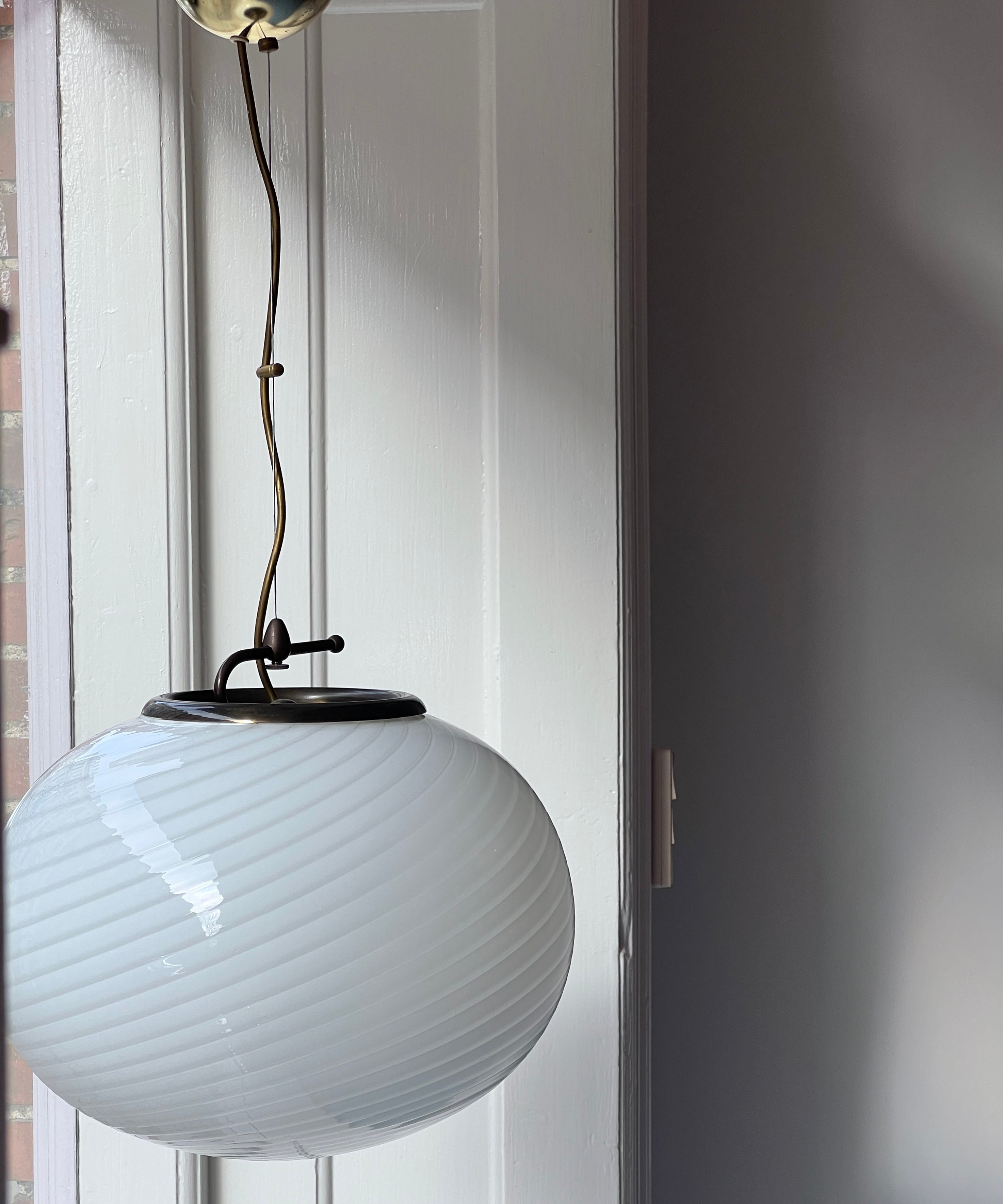 Vintage Murano oval white swirl ceiling lamp (D40)