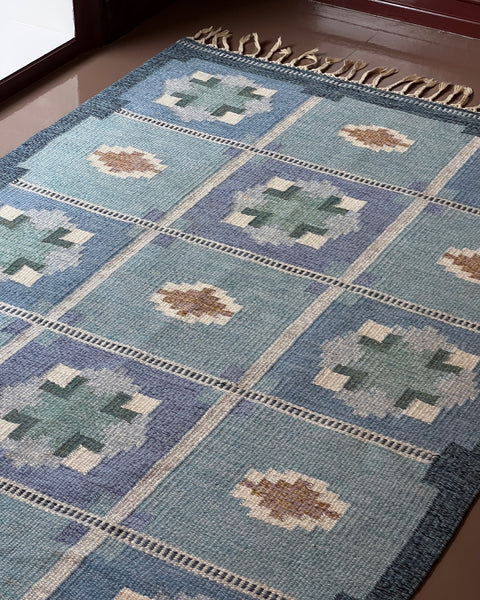 Vintage flat weave rug by Ingegerd Silow (IS)