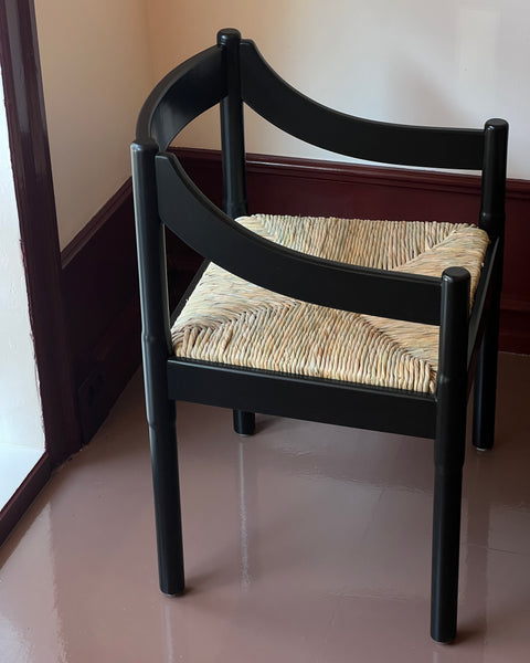 Carimate chair by Vico Magistretti - Black