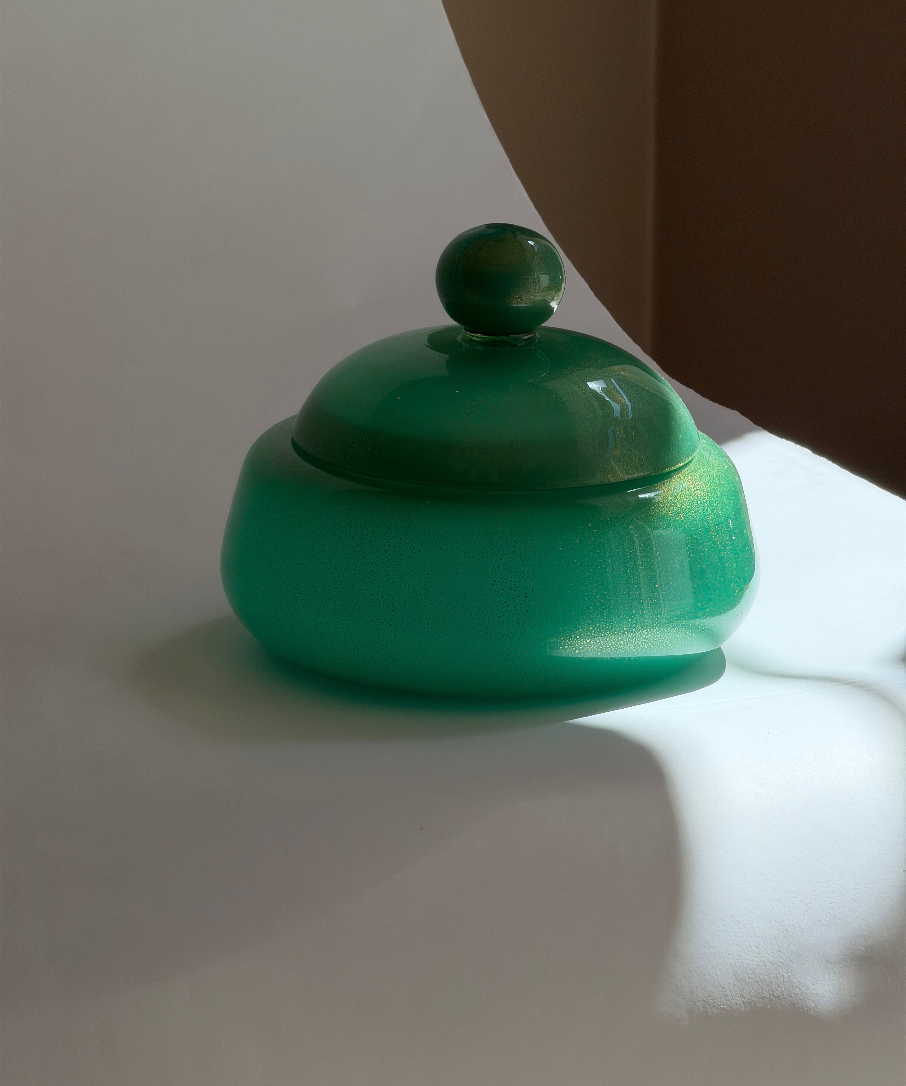 Vintage large green / golden Murano bonbonniere
