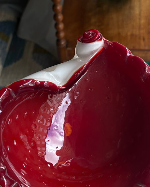 Vintage red/white Murano shell/bowl