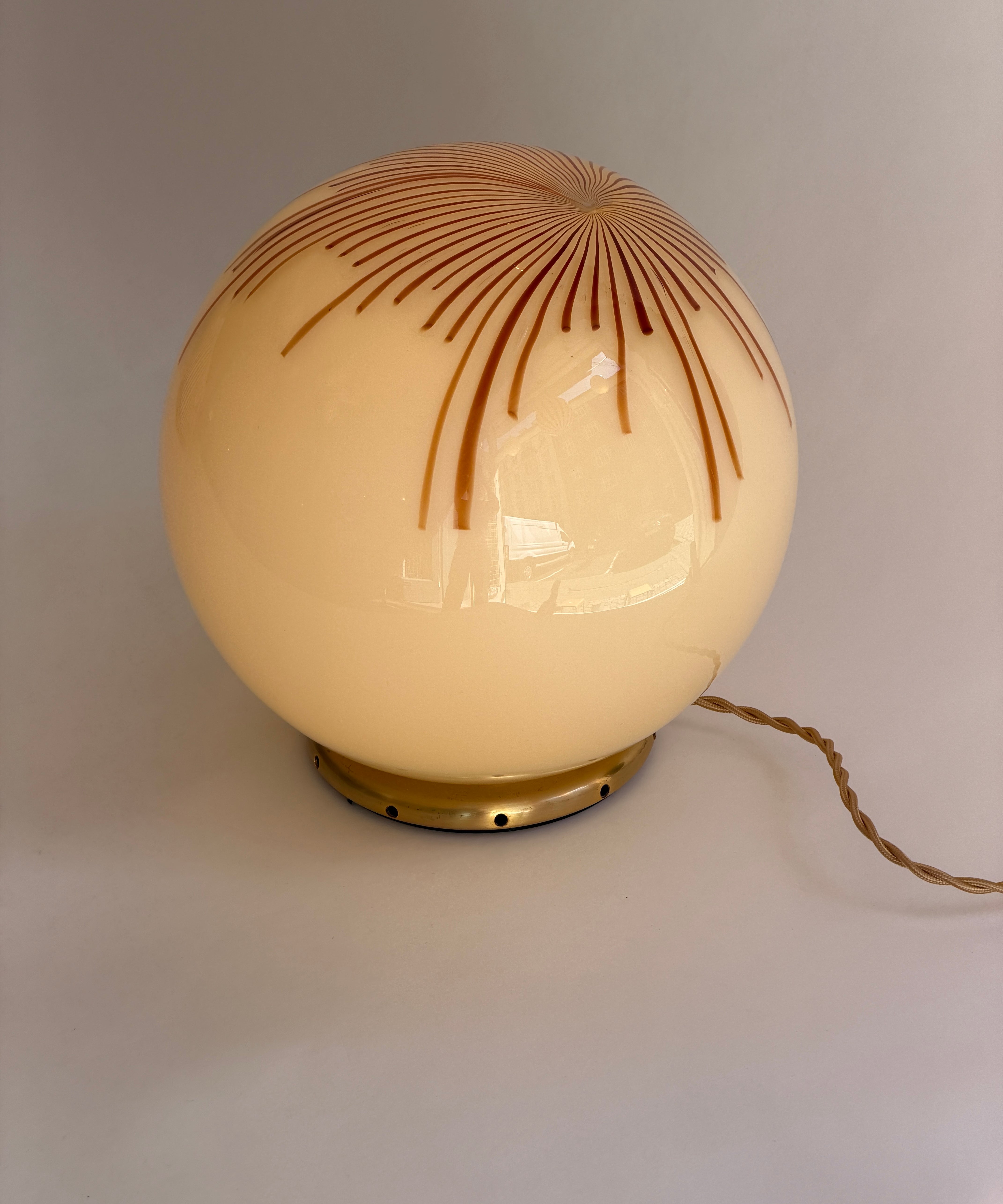 Vintage Ludovico Diaz de Santillana Murano Anemone table lamp