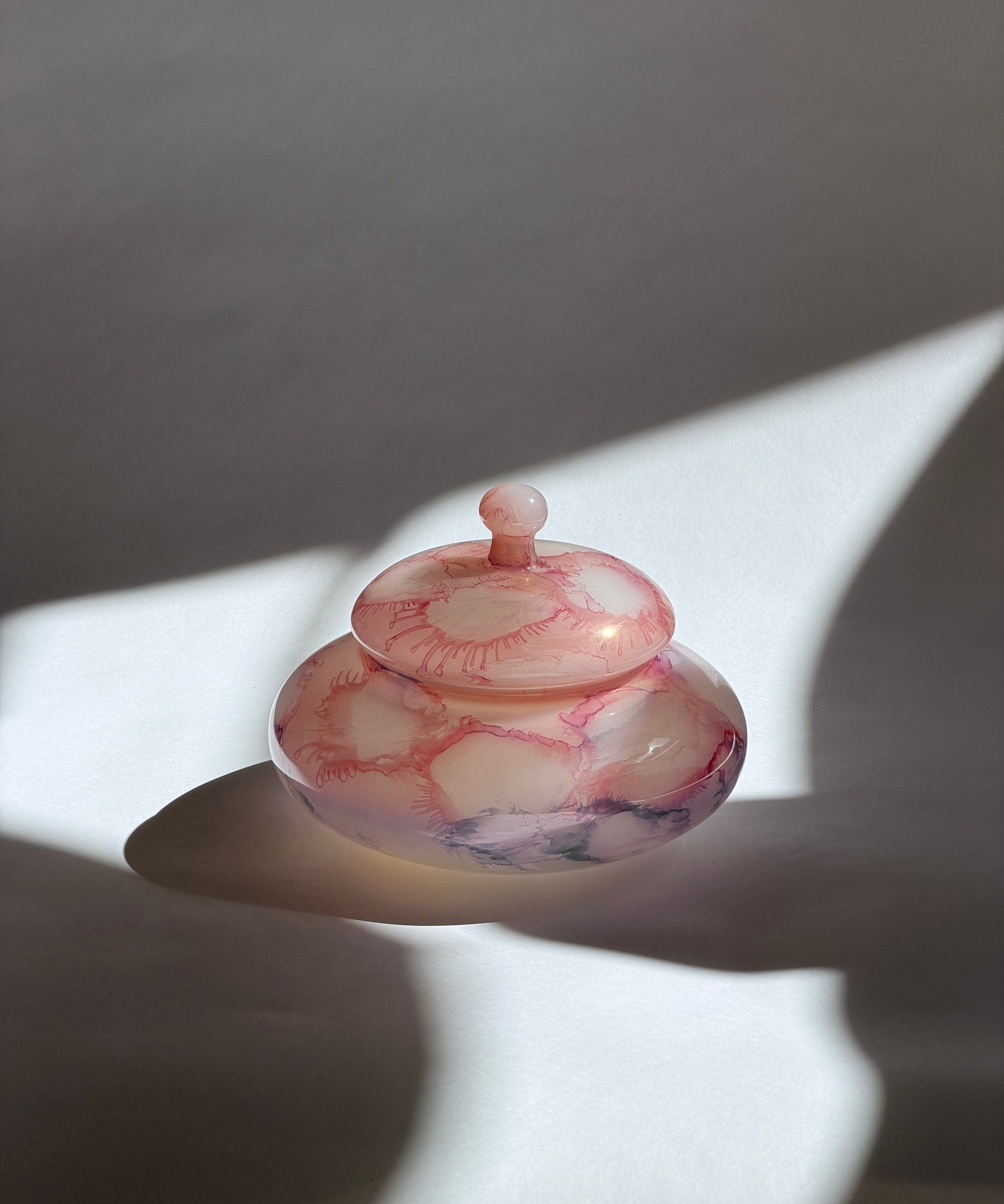Vintage large pink Murano bonbonniere