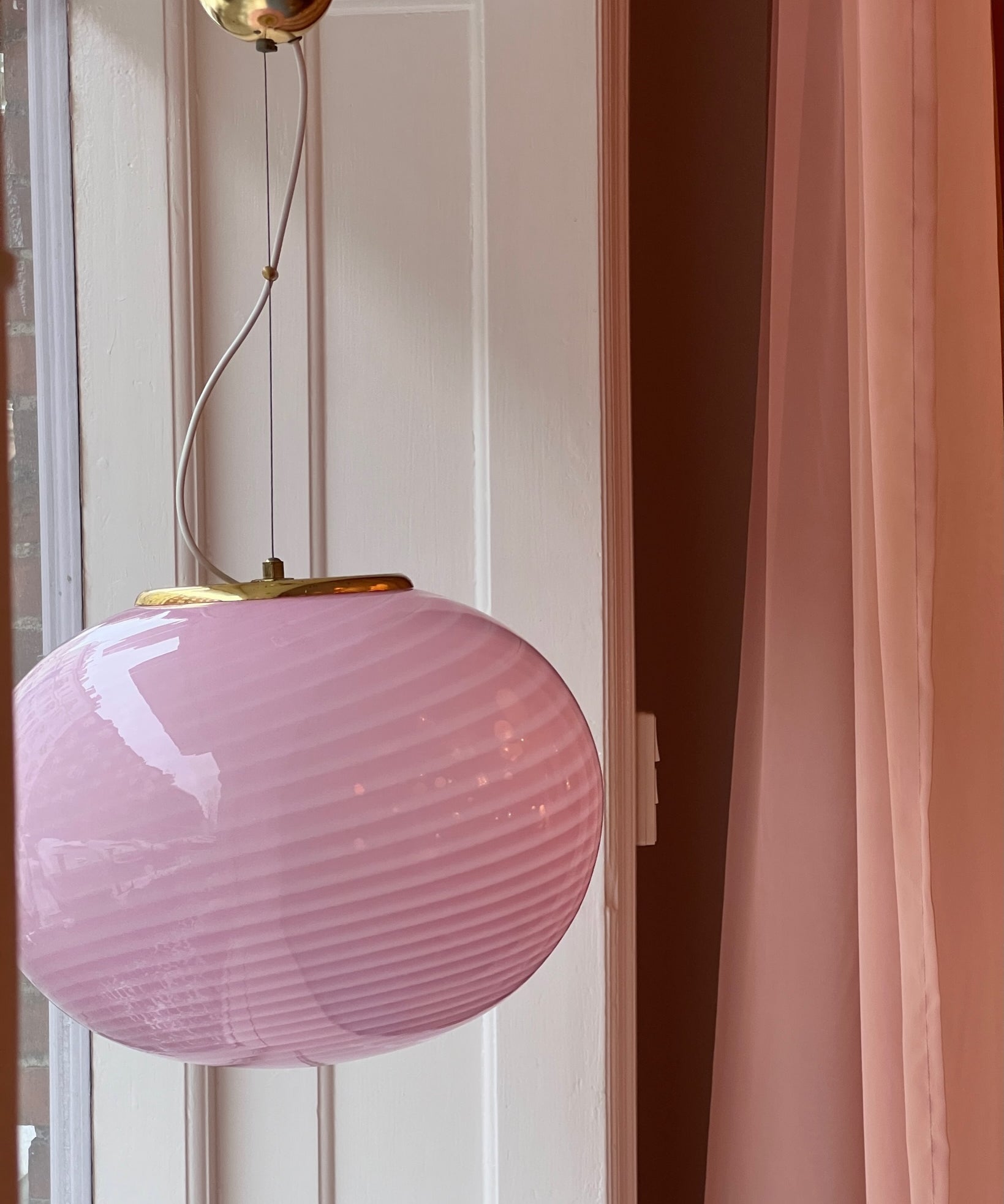 Vintage oval pink swirl Murano ceiling lamp (D45)