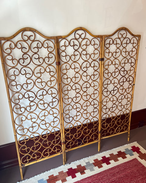 Vintage woven rattan room divider screen/paravant