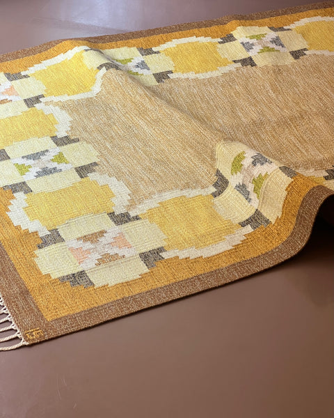 Vintage yellow flat weave rug by Ingegerd Silow (IS)