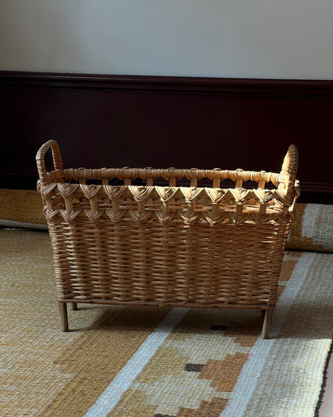 Vintage rattan stand