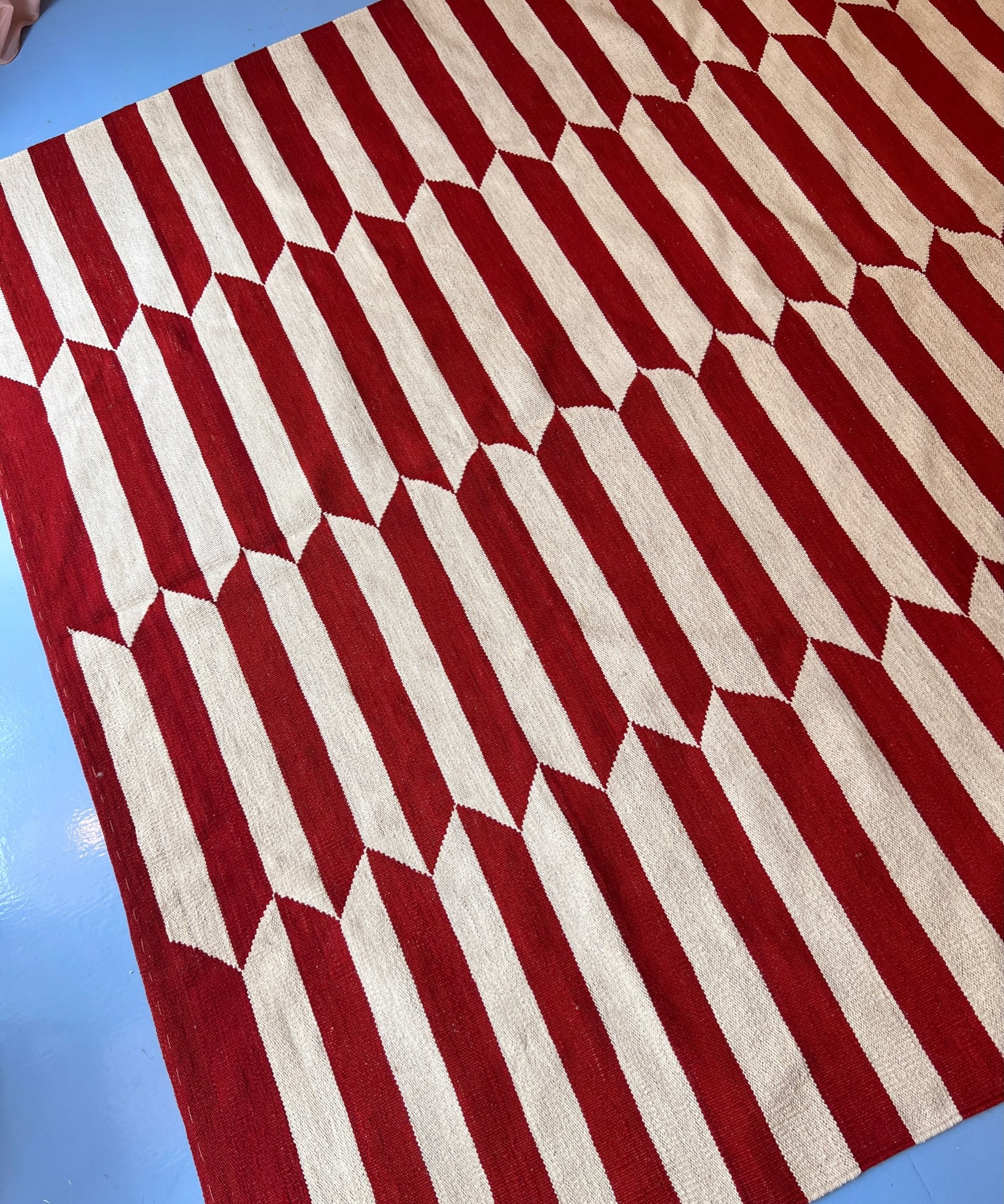 Large vintage deep red / white kilim rug