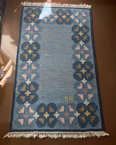 Vintage blue flat weave rug (SH)