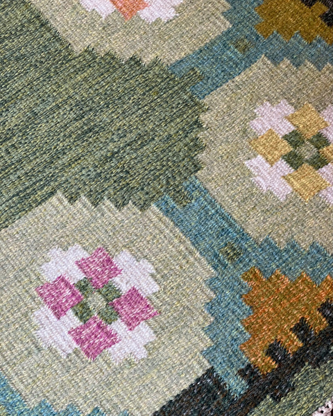 Vintage green flat weave rug by Ragnar Edberg (RE)