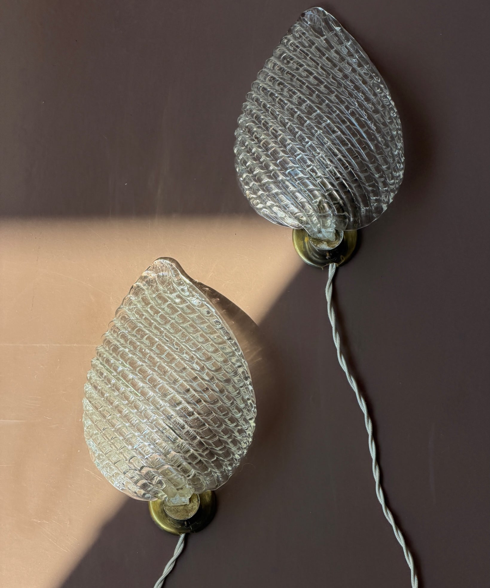 Vintage Murano leaf wall lamp (2 available)