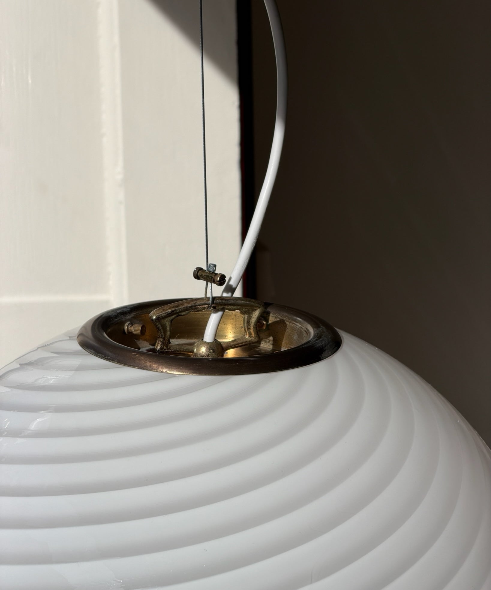Vintage Murano white swirl ceiling lamp (D40)