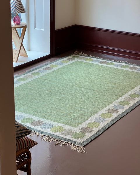 Vintage green flat weave rug by Ingegerd Silow (IS)