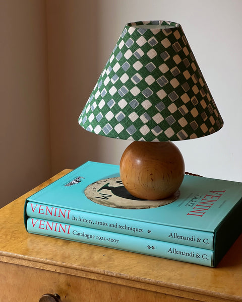 Vintage wooden table lamp (incl. lampshade)