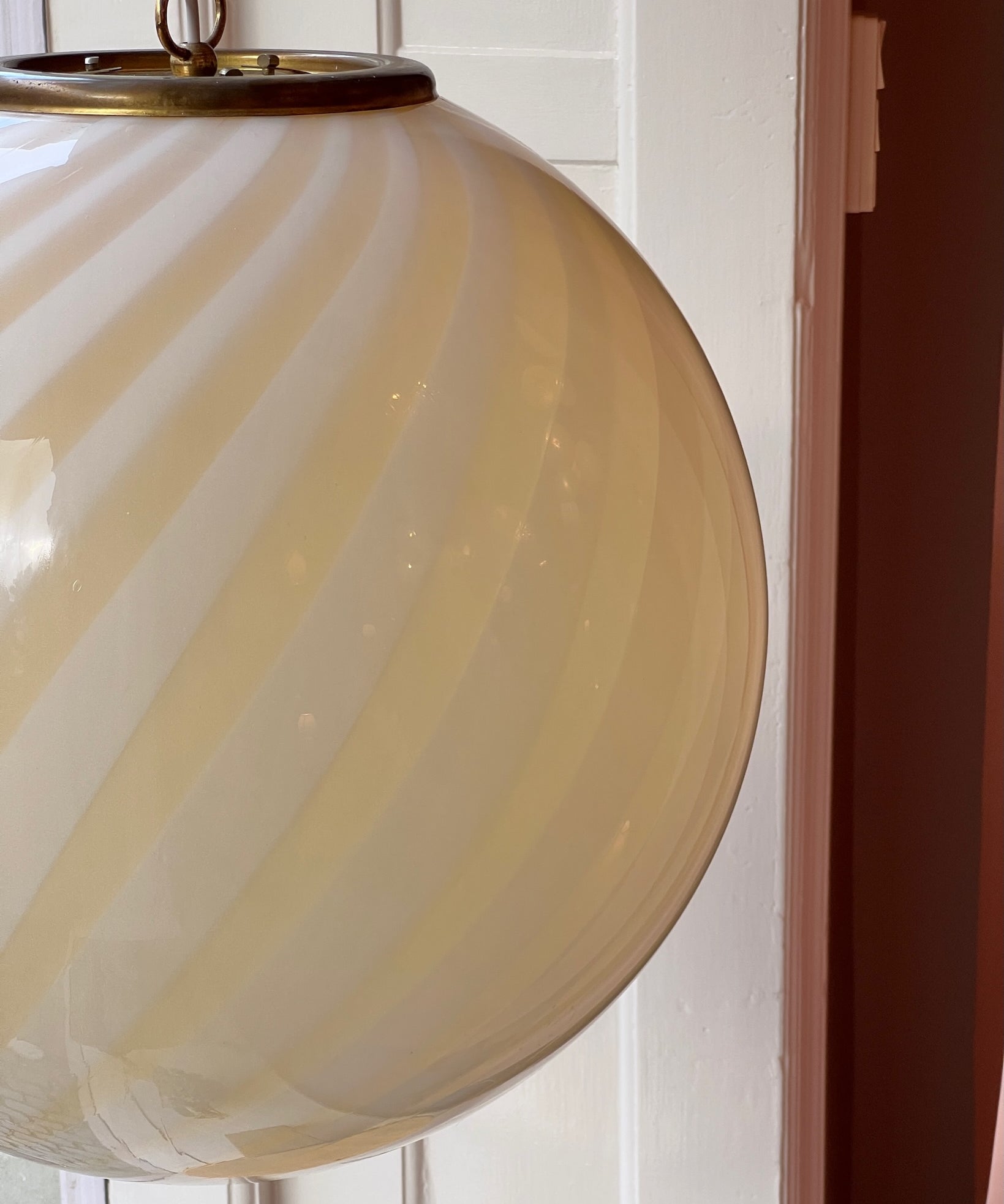 Large vintage Murano cream swirl ceiling lamp (D50)