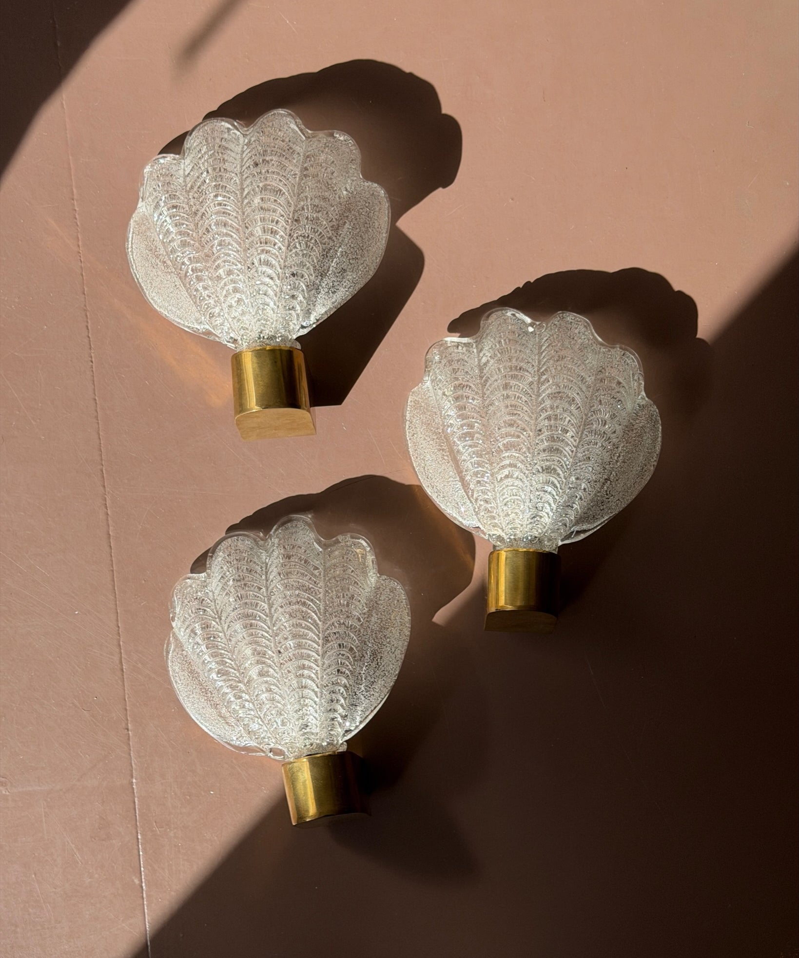 Vintage clear Murano shell wall lamp (3 available)