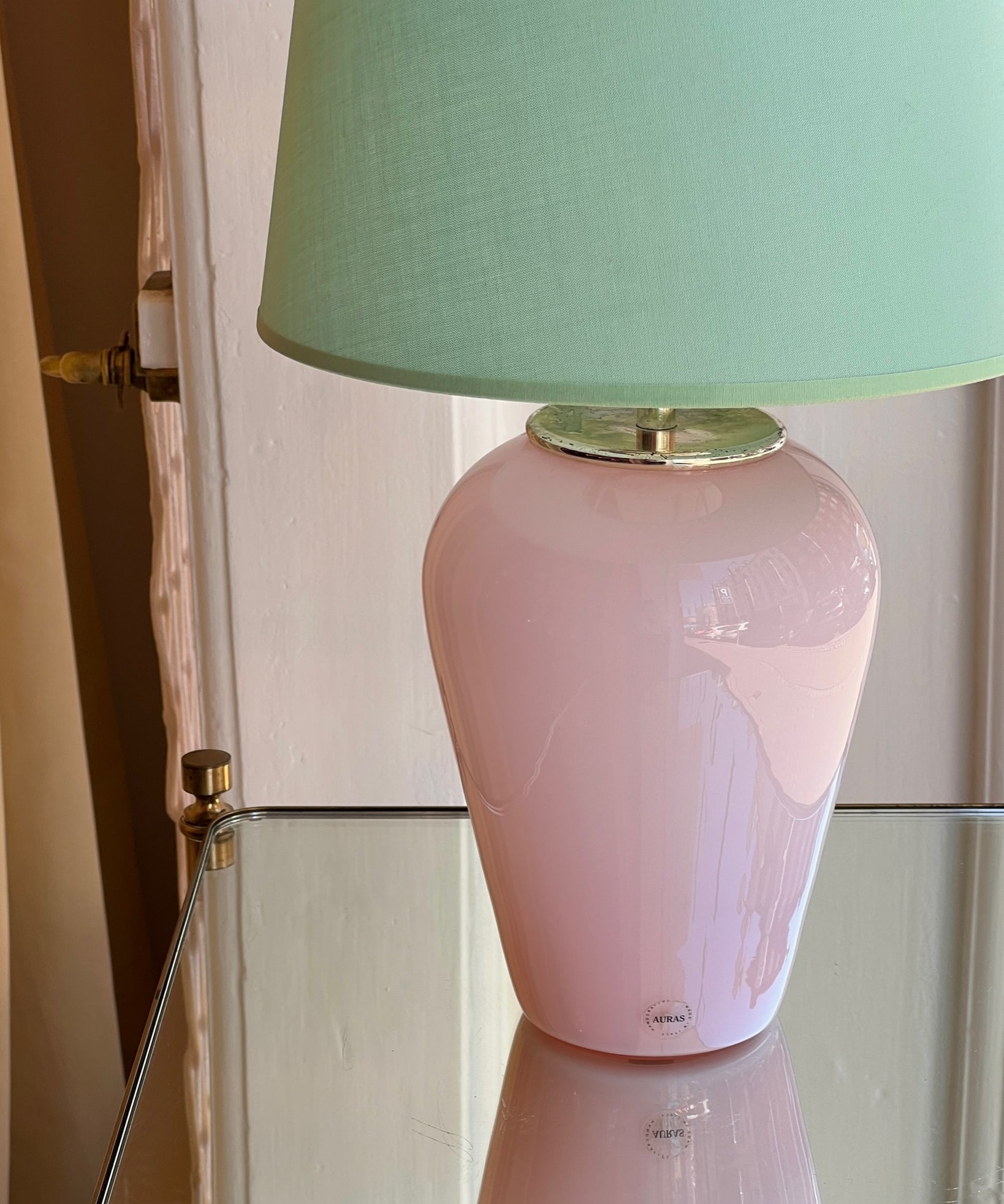 Vintage light pink Murano table lamp (with shade)