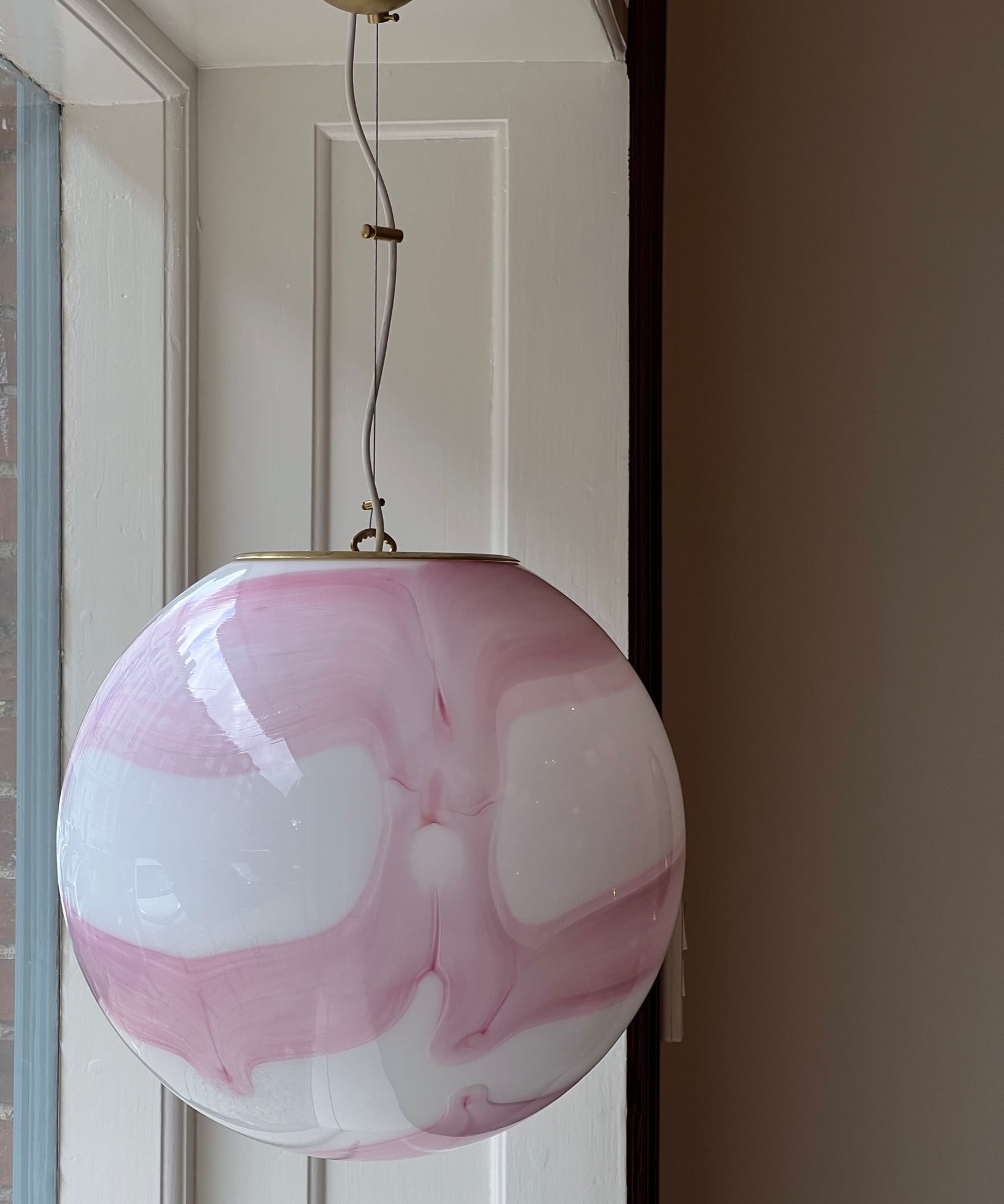 Candy ceiling lamp - Pink / milky (D40) (Available upon request)