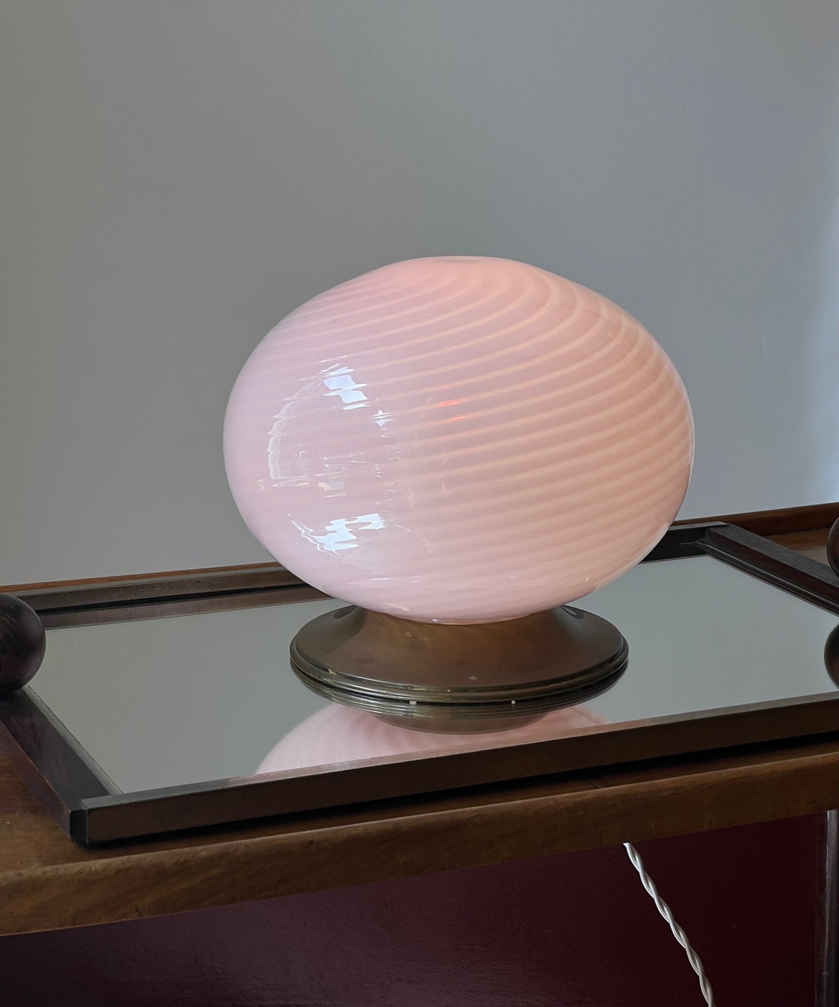 Vintage pink swirl round Murano table lamp