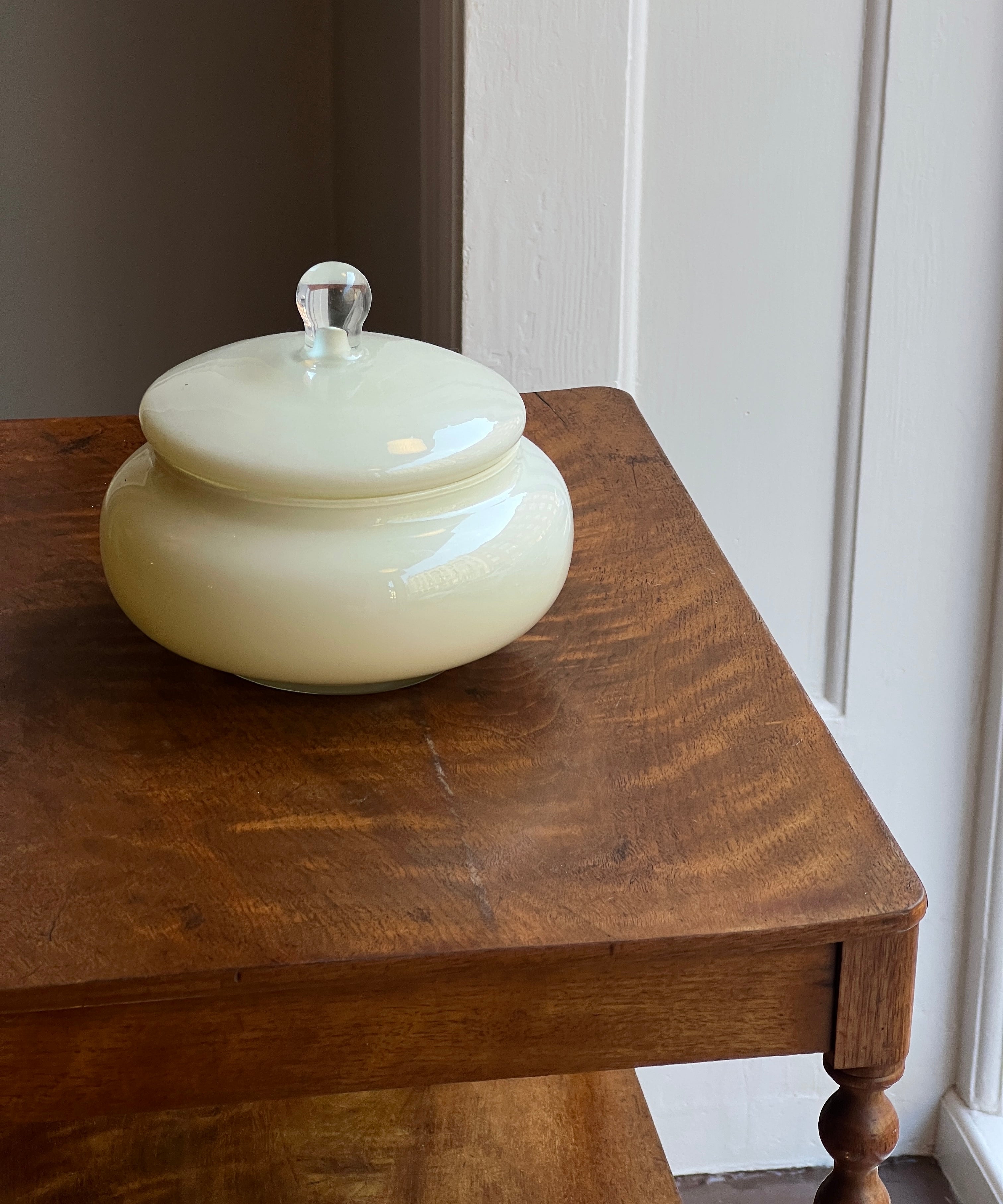 Vintage large opal/milky yellow Murano bonbonniere