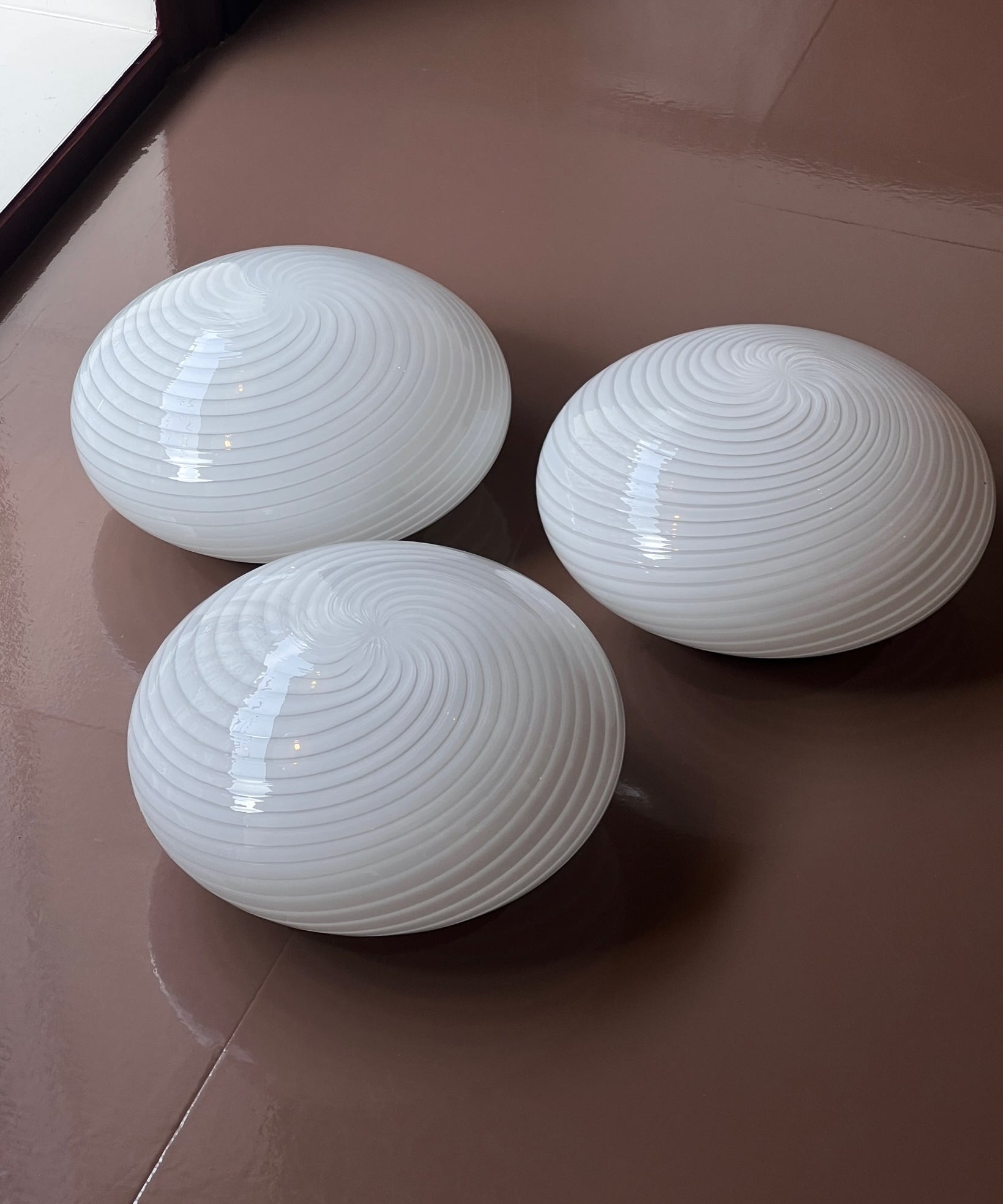 Vintage Murano white swirl ceiling/wall lamp (D36)