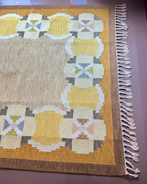Vintage yellow flat weave rug by Ingegerd Silow (IS)
