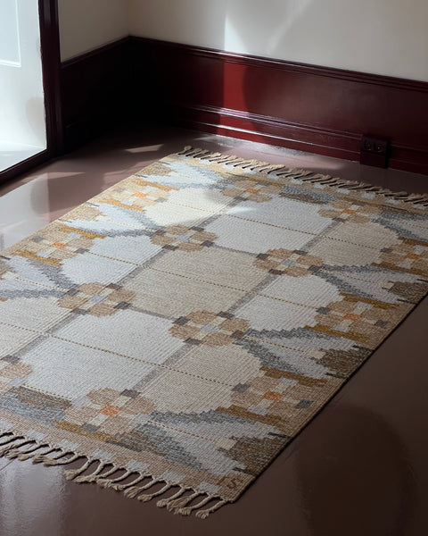 Vintage flat weave rug by Ingegerd Silow (IS)