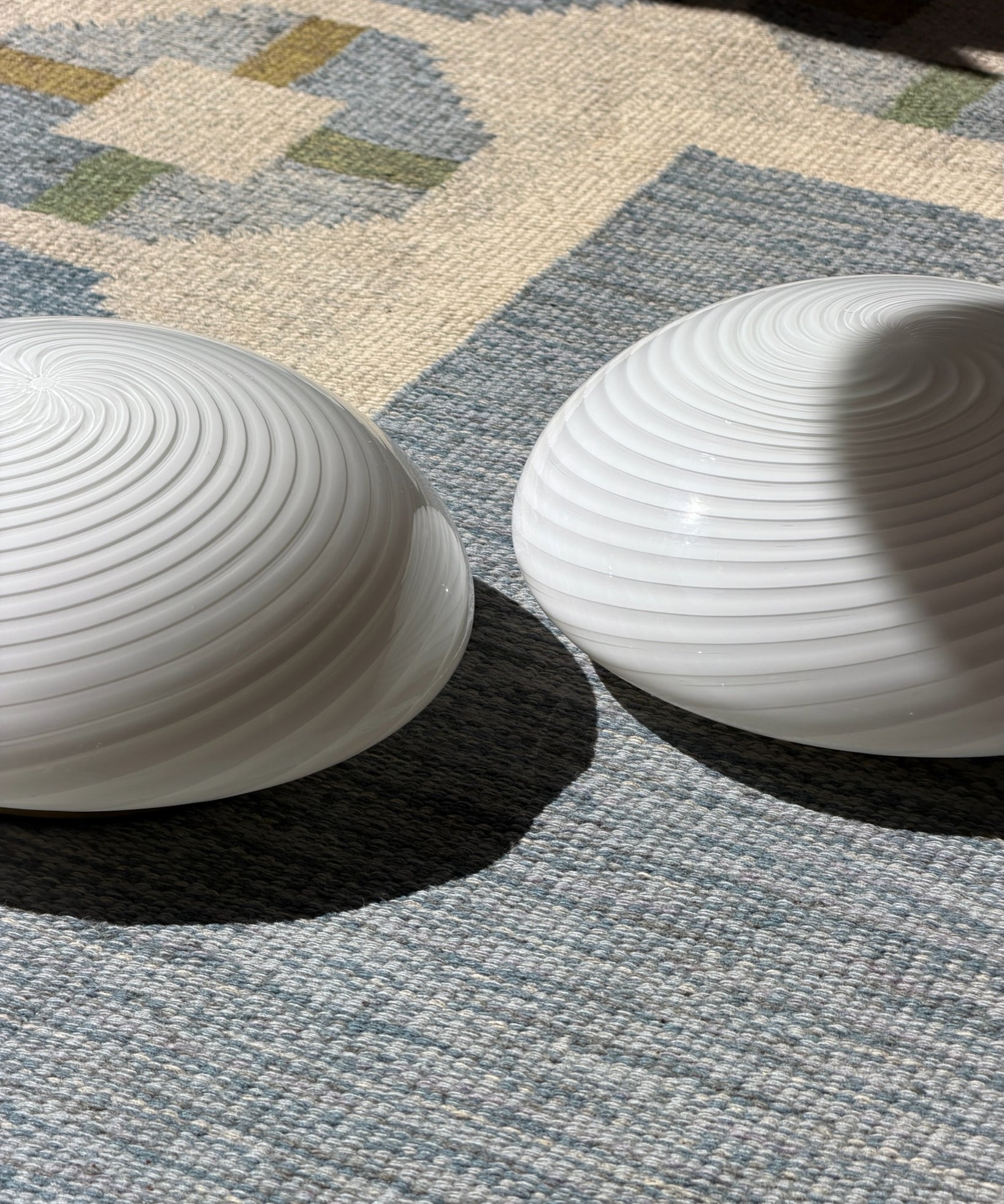 Vintage Murano white swirl ceiling/wall lamp (D30) (2 available)