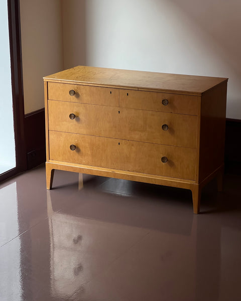 Vintage wooden chest of drawers