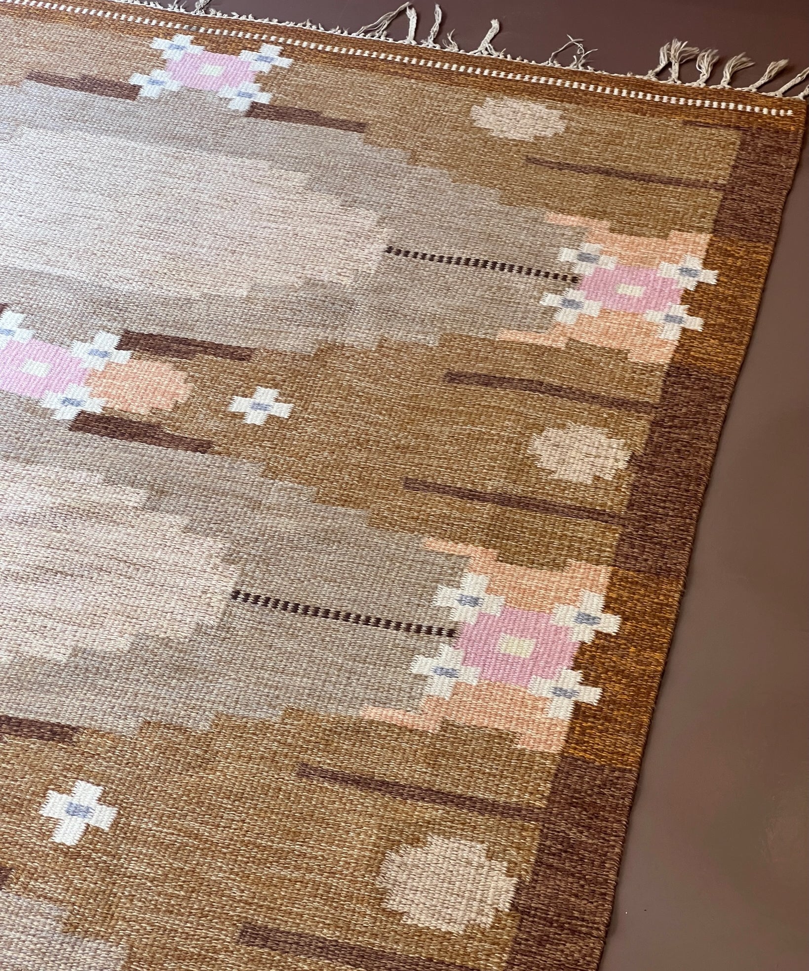 Vintage flat weave rug by ILS