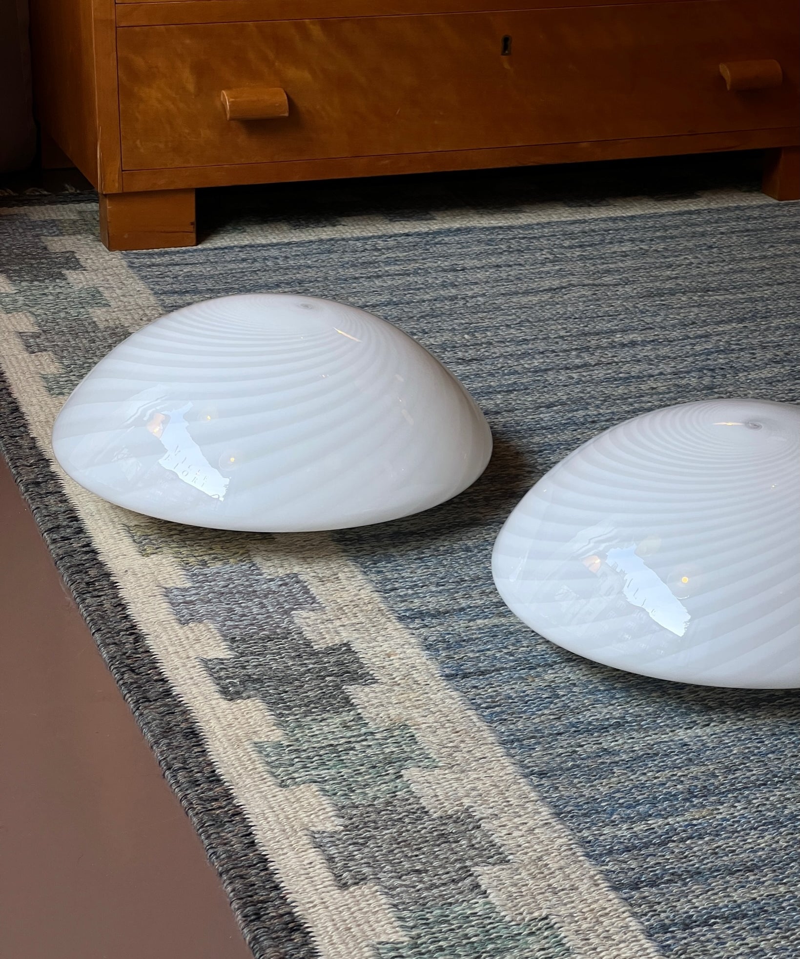 Vintage Murano white swirl ceiling/wall lamp (D33)