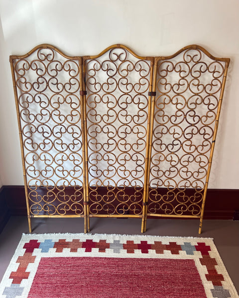 Vintage woven rattan room divider screen/paravant