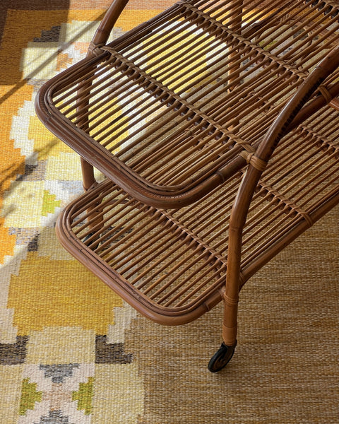 Vintage rattan trolley/table with wheels