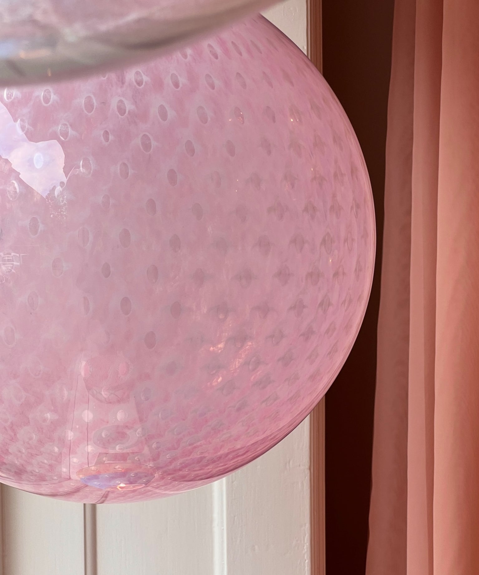 Candy ceiling lamp - Pink dotted (D40) (Available upon request)