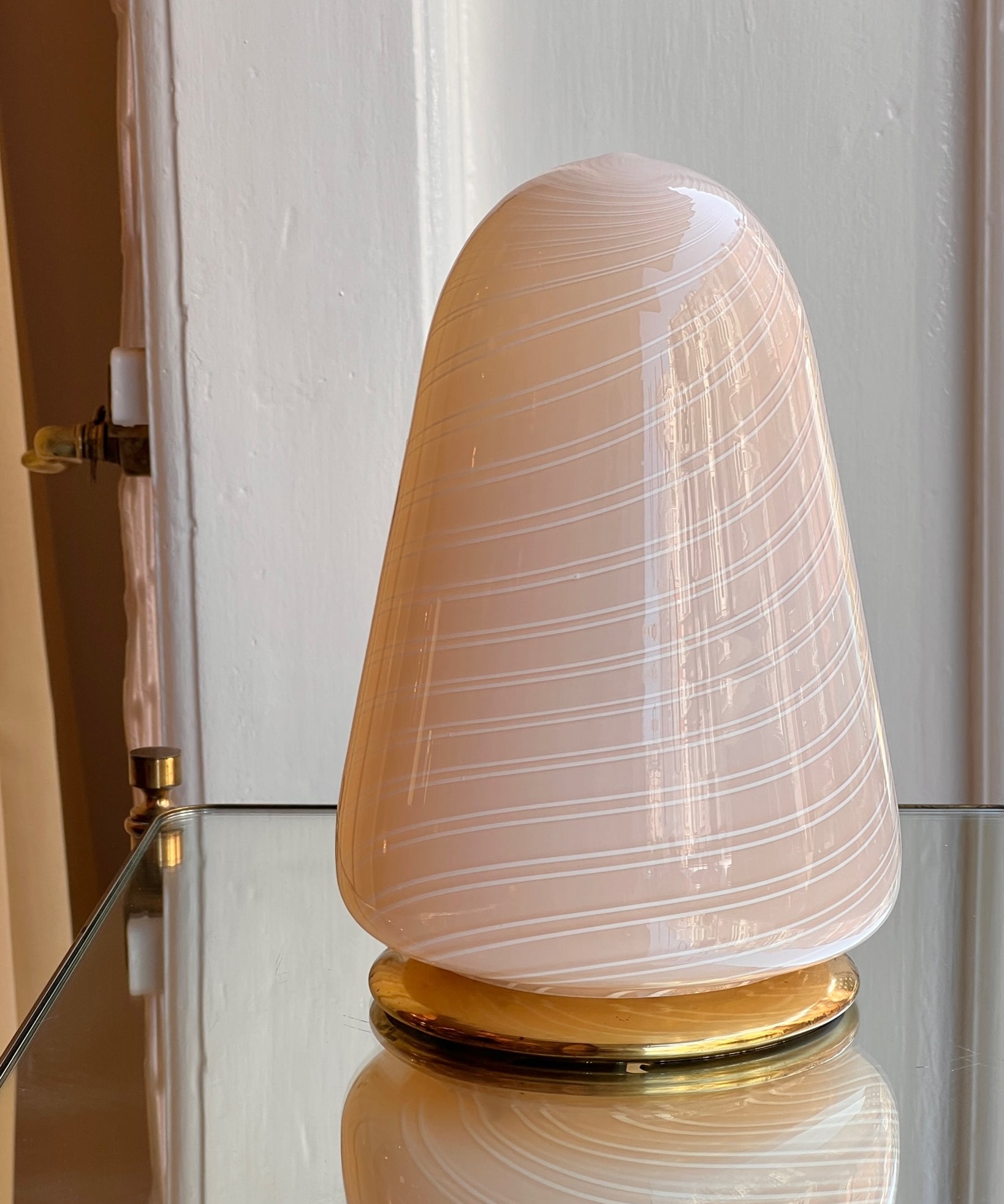 Vintage cream swirl Murano table lamp