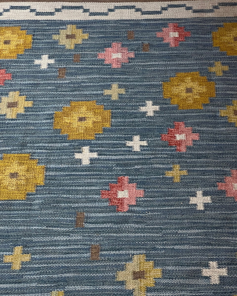 Vintage flat weave rug (Signed M)