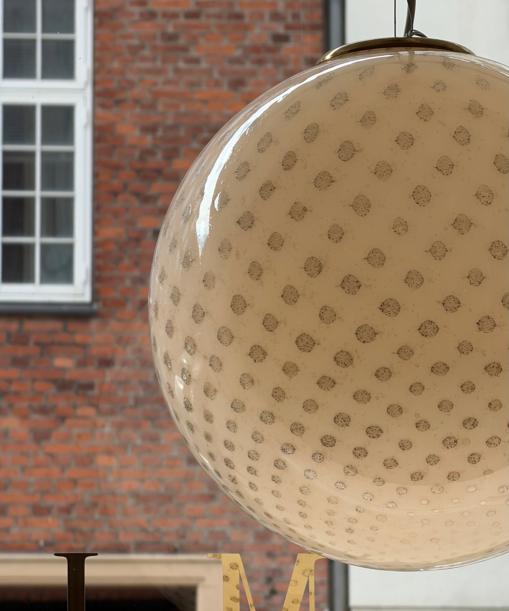 Vintage dotted white Murano ceiling lamp (D40)
