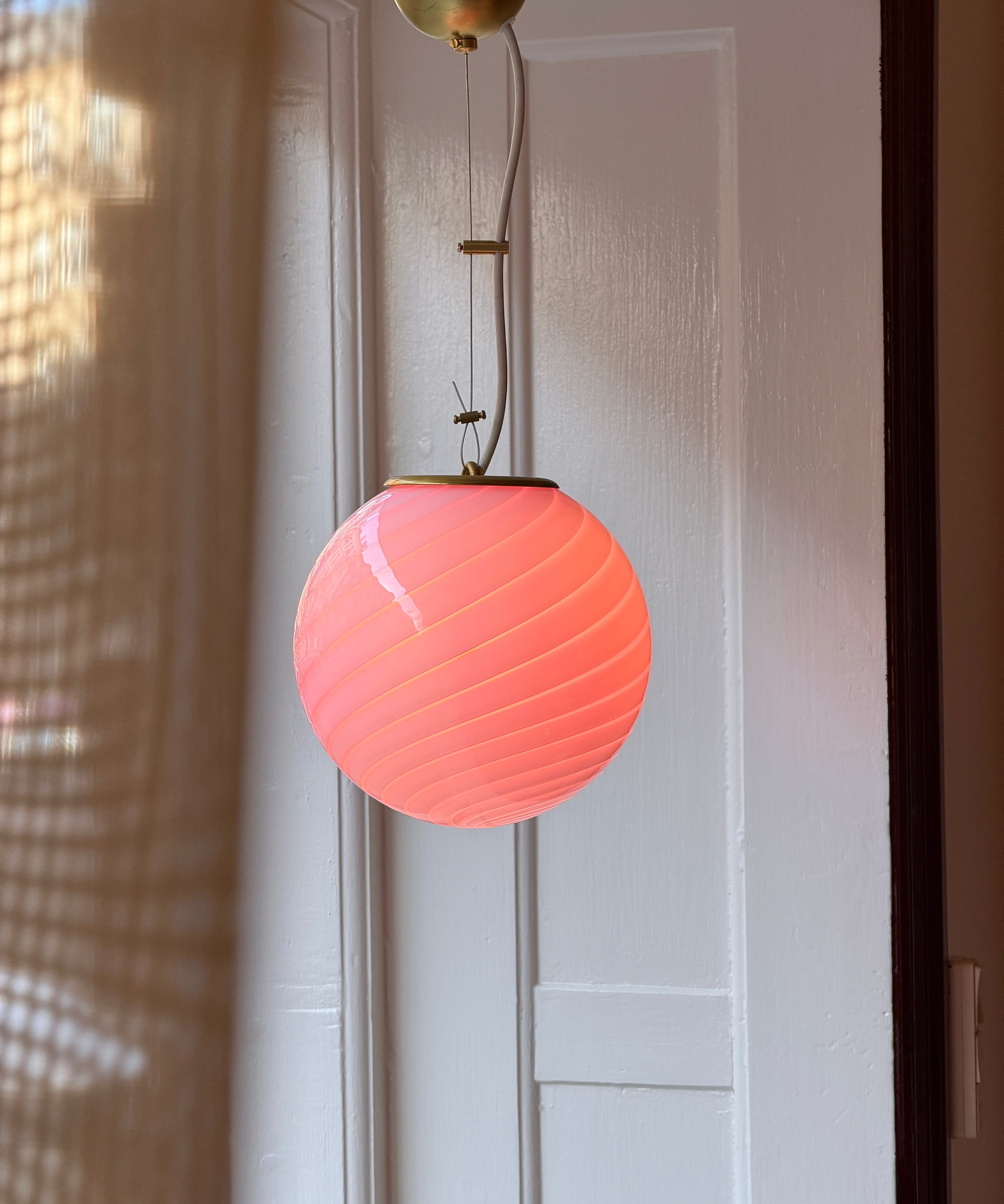 Candy ceiling lamp - Light pink swirl (D20)