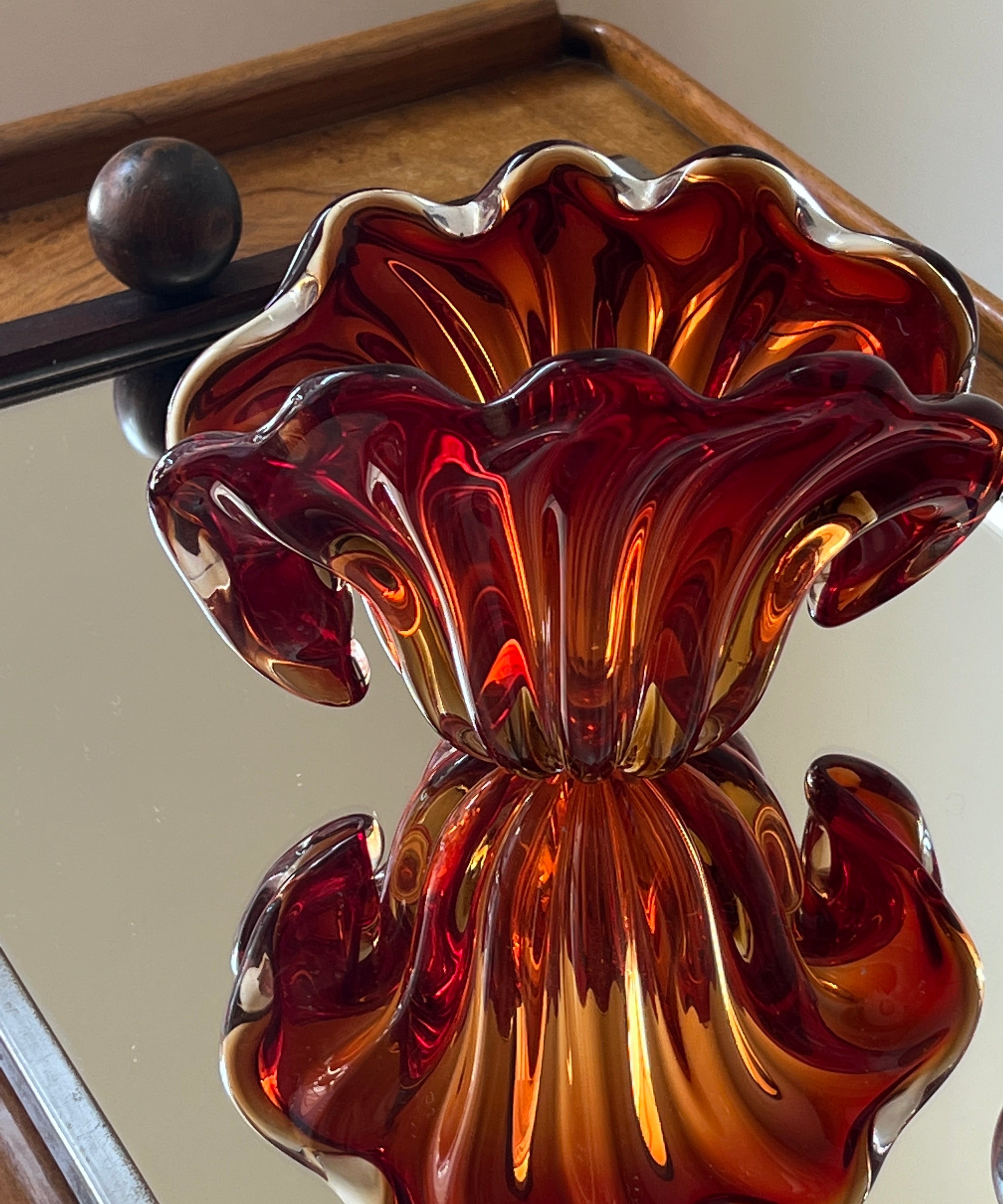 Vintage red/orange Murano shell
