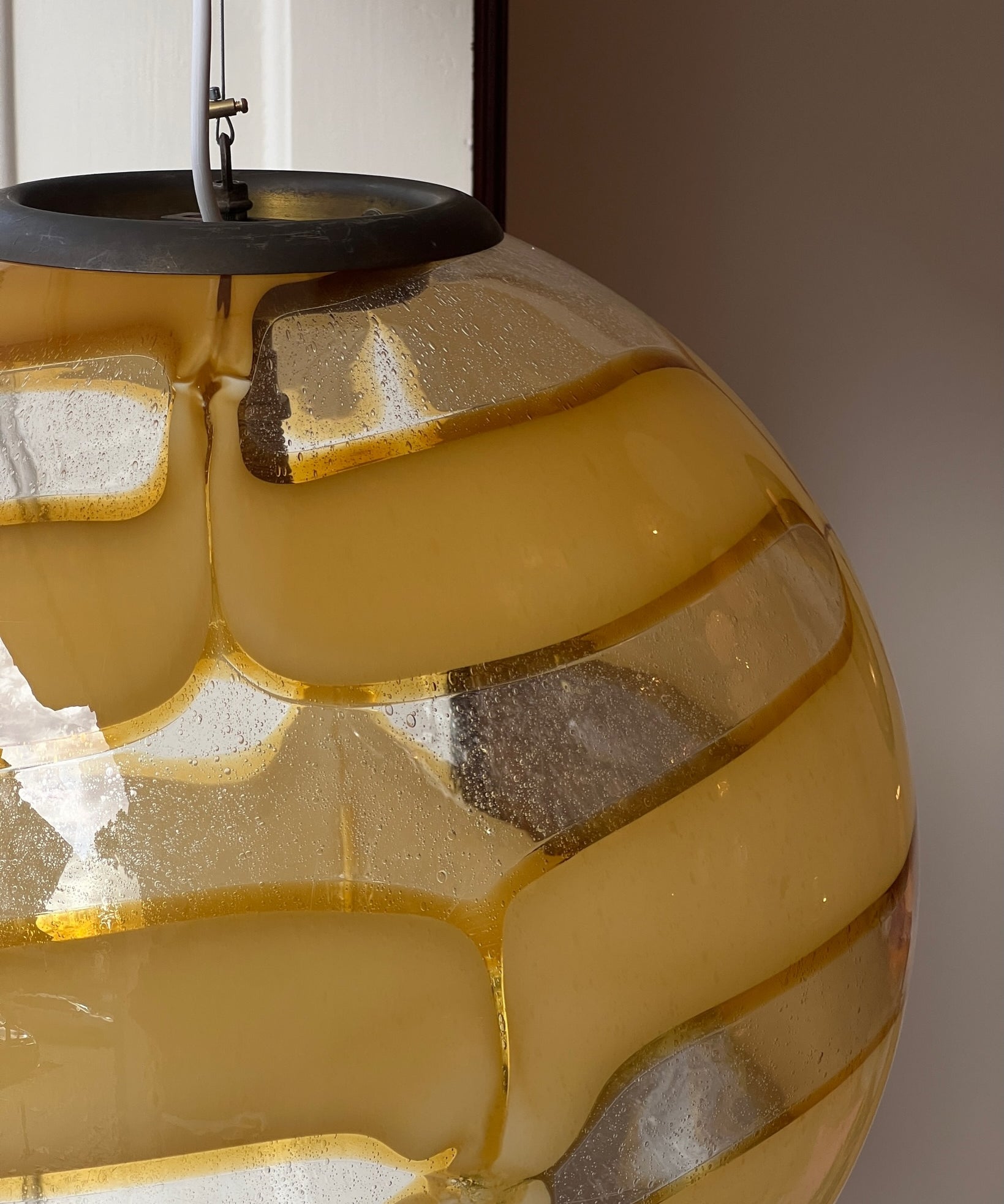 Vintage golden / clear swirl Murano ceiling lamp (D50)