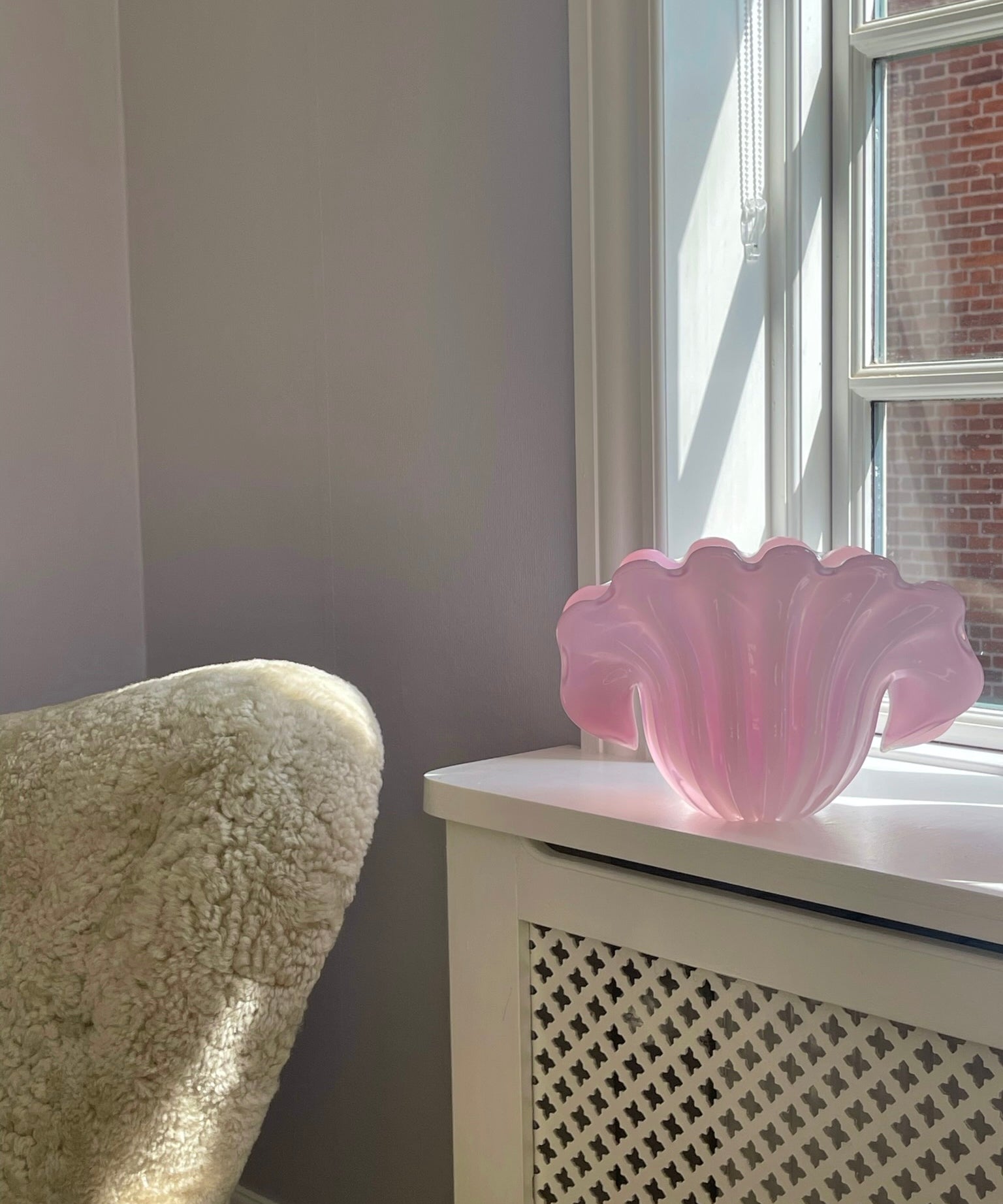 Vintage opal pink Murano shell bowl (Large)